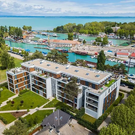 Mf Port Azur Premium Wellness Apartment *